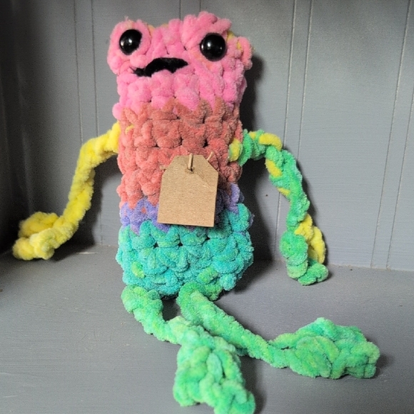 Rainbow Plush handmade Crochet frog 🐸 Toy - Picture 1 of 5